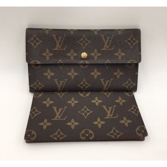 Louis Vuitton Handbags - Authentic Louis Vuitton Monogram Long Wallet Checkbook Organizer Sarah Snap Mono